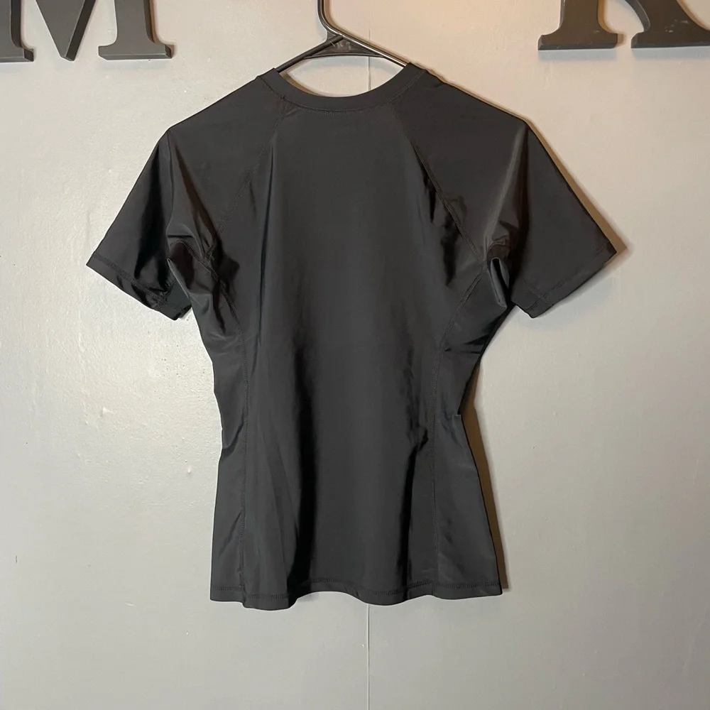 Hurley Black Short Sleeve Swim Top‎ with White Logo UPF 50 size small